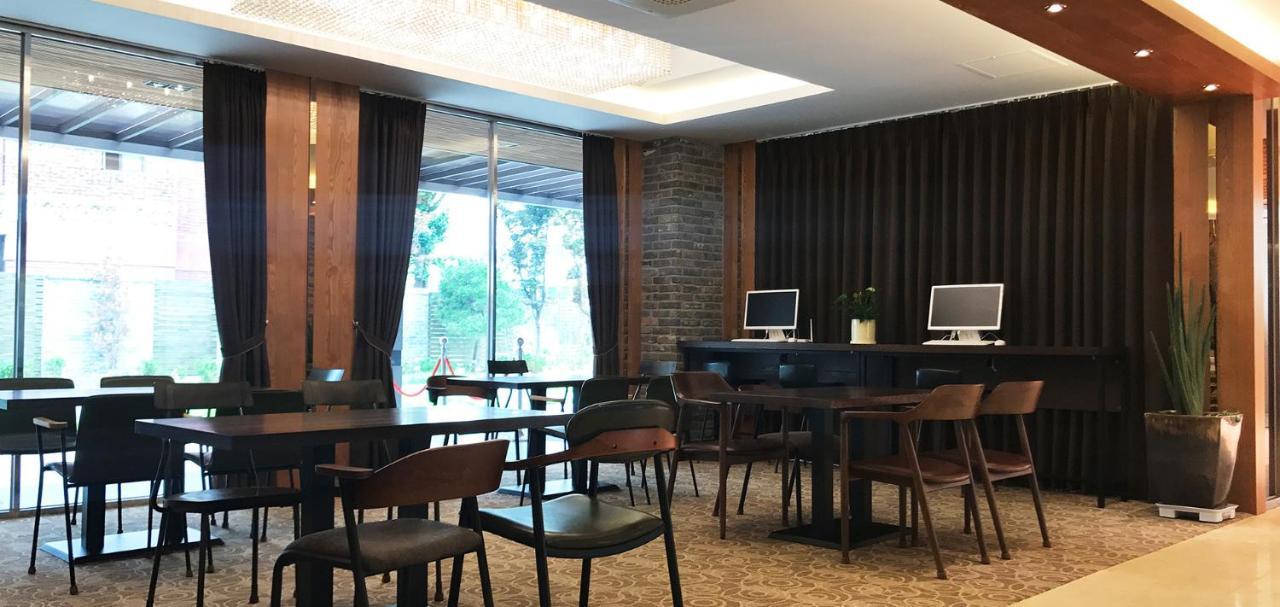 Royal Square Hotel Seoul Exterior photo