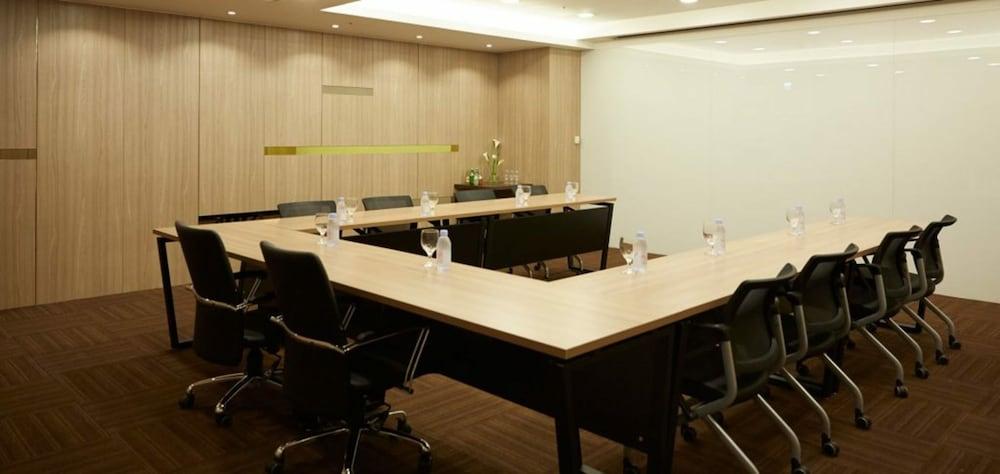 Royal Square Hotel Seoul Exterior photo