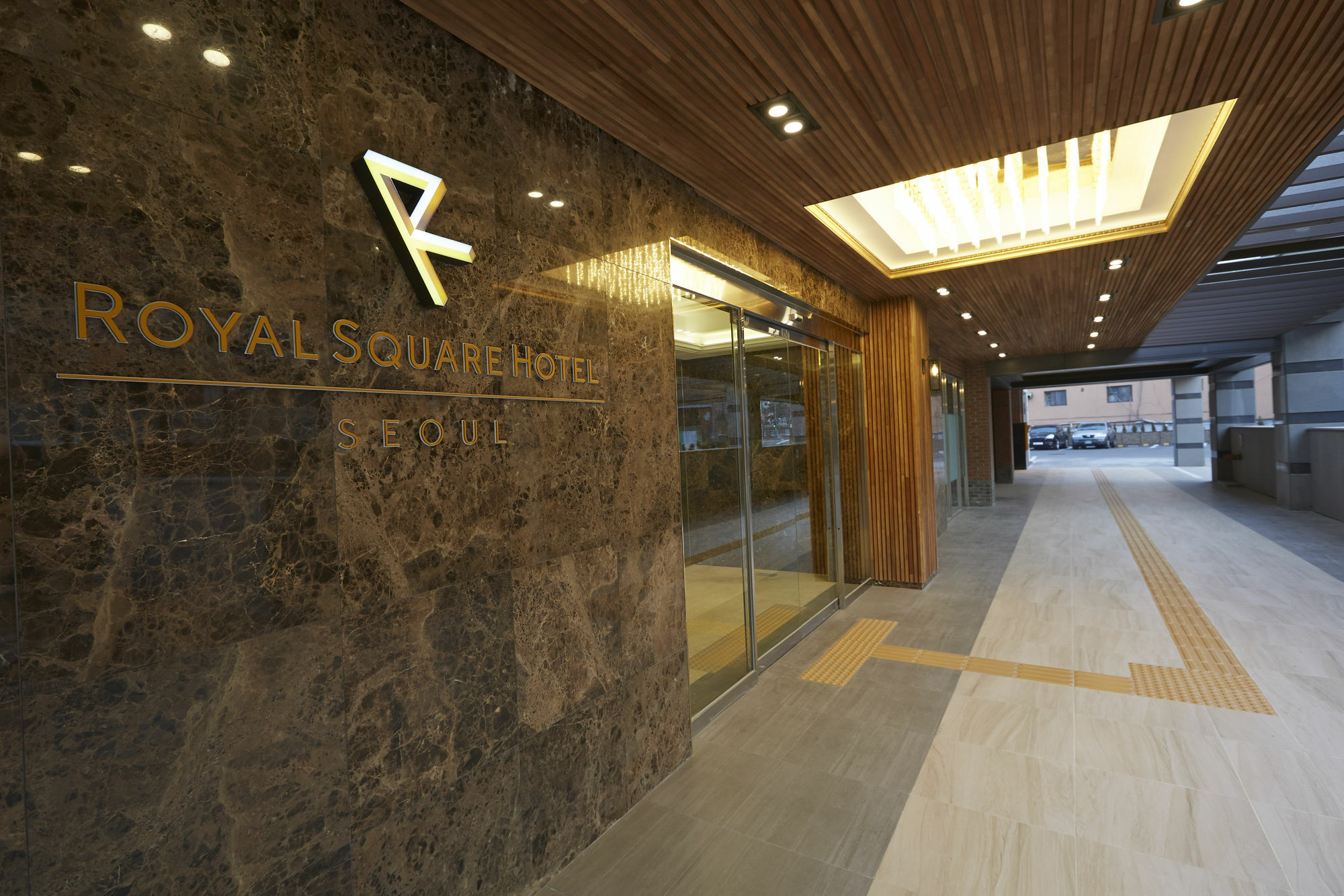 Royal Square Hotel Seoul Exterior photo